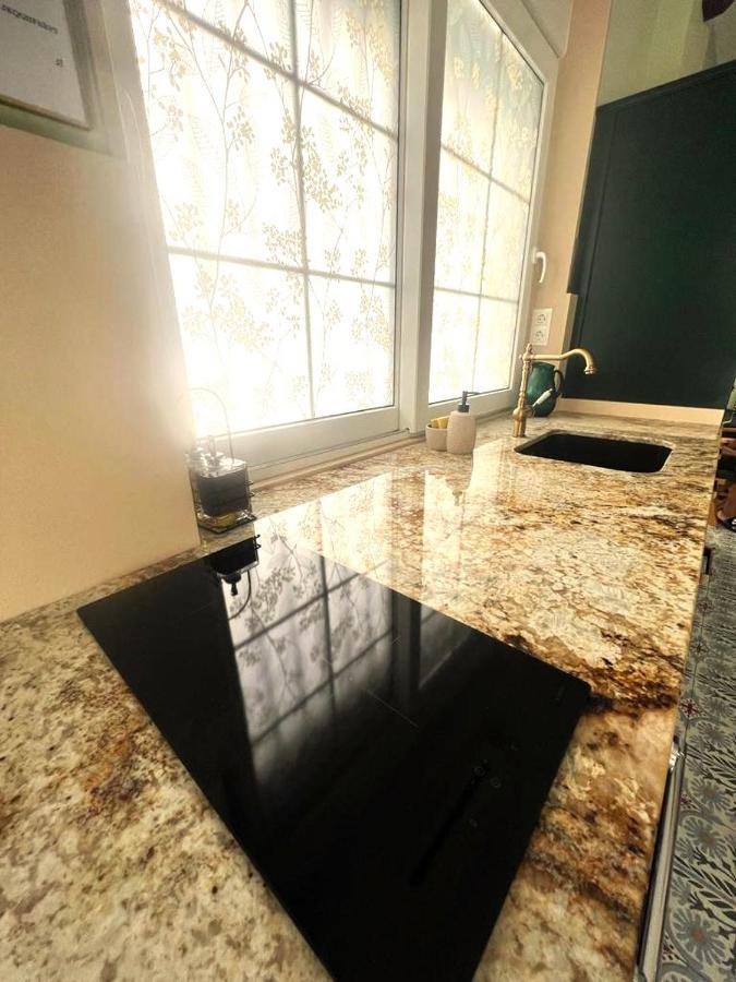 Appartement Esmeralda With Free Private Underground Parking